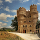Illustration for article titled 10 Incredible DIY Castles Built by a Single Person
